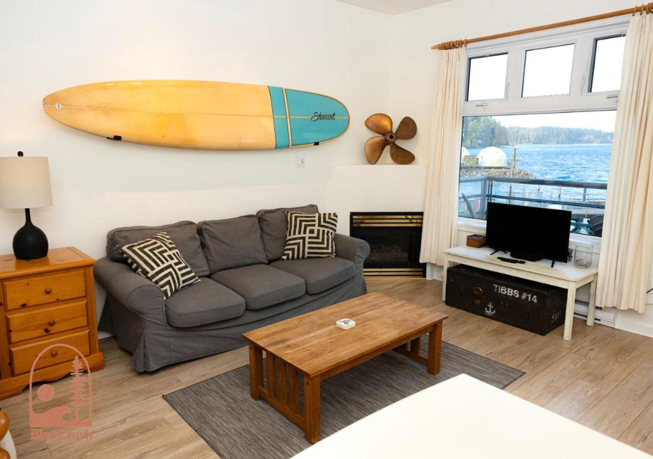 Wave Haven Waterfront Condo Hotel Тофино Экстерьер фото